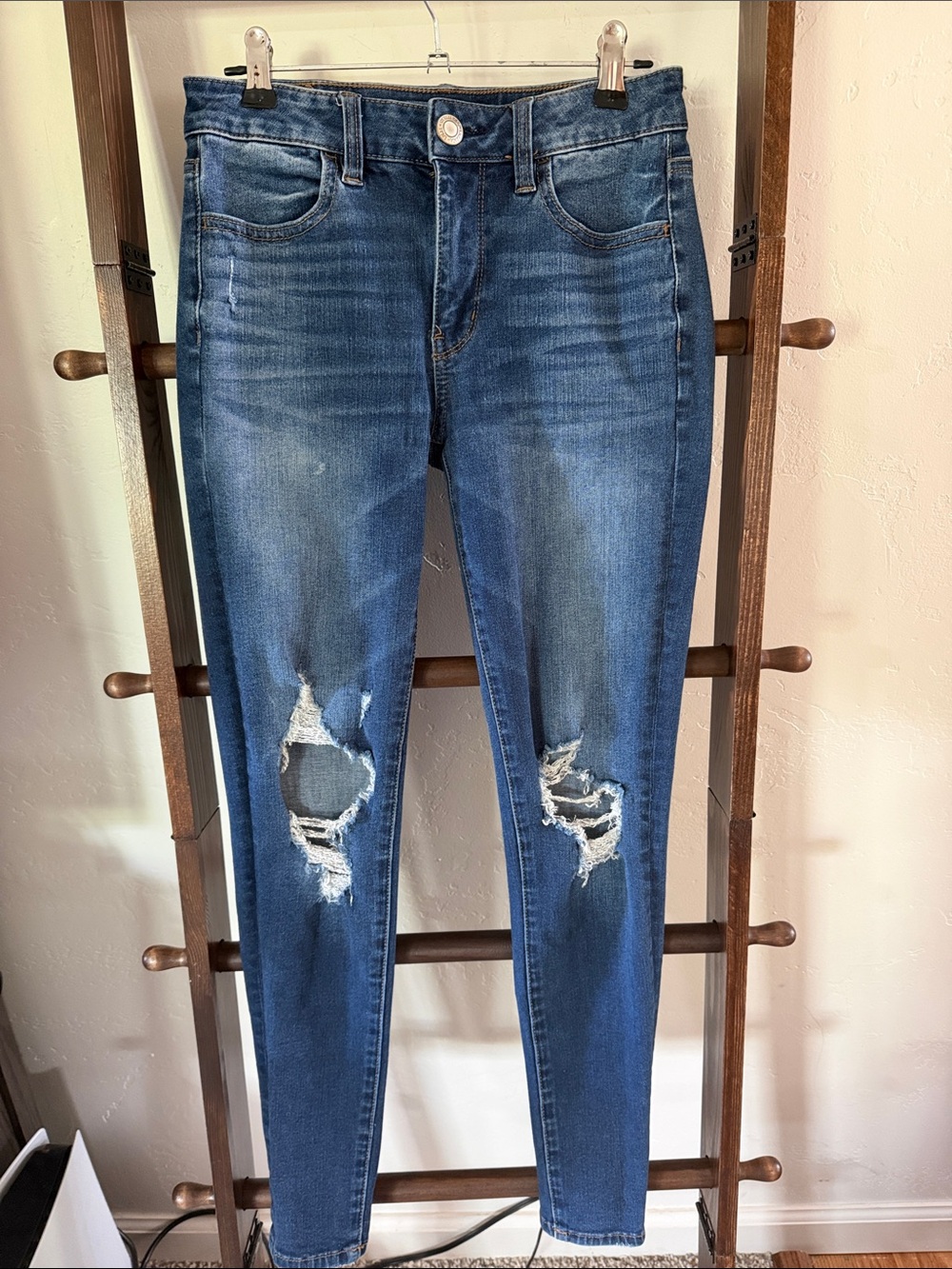 American Eagle Outfitters Distressed Skinny Jeans - Blue